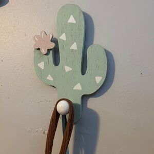 Cactus Wall Hook with White Accents